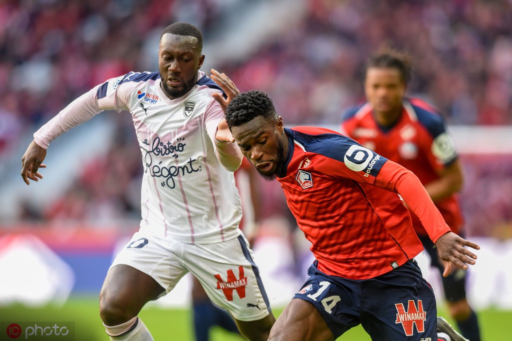 塞内加尔横扫那不勒斯，加维带队取胜