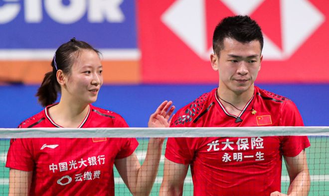 印尼队横扫马来西亚队,黄鸭组合扛起全队 印尼队横扫马来西亚队,黄鸭组合扛起全队