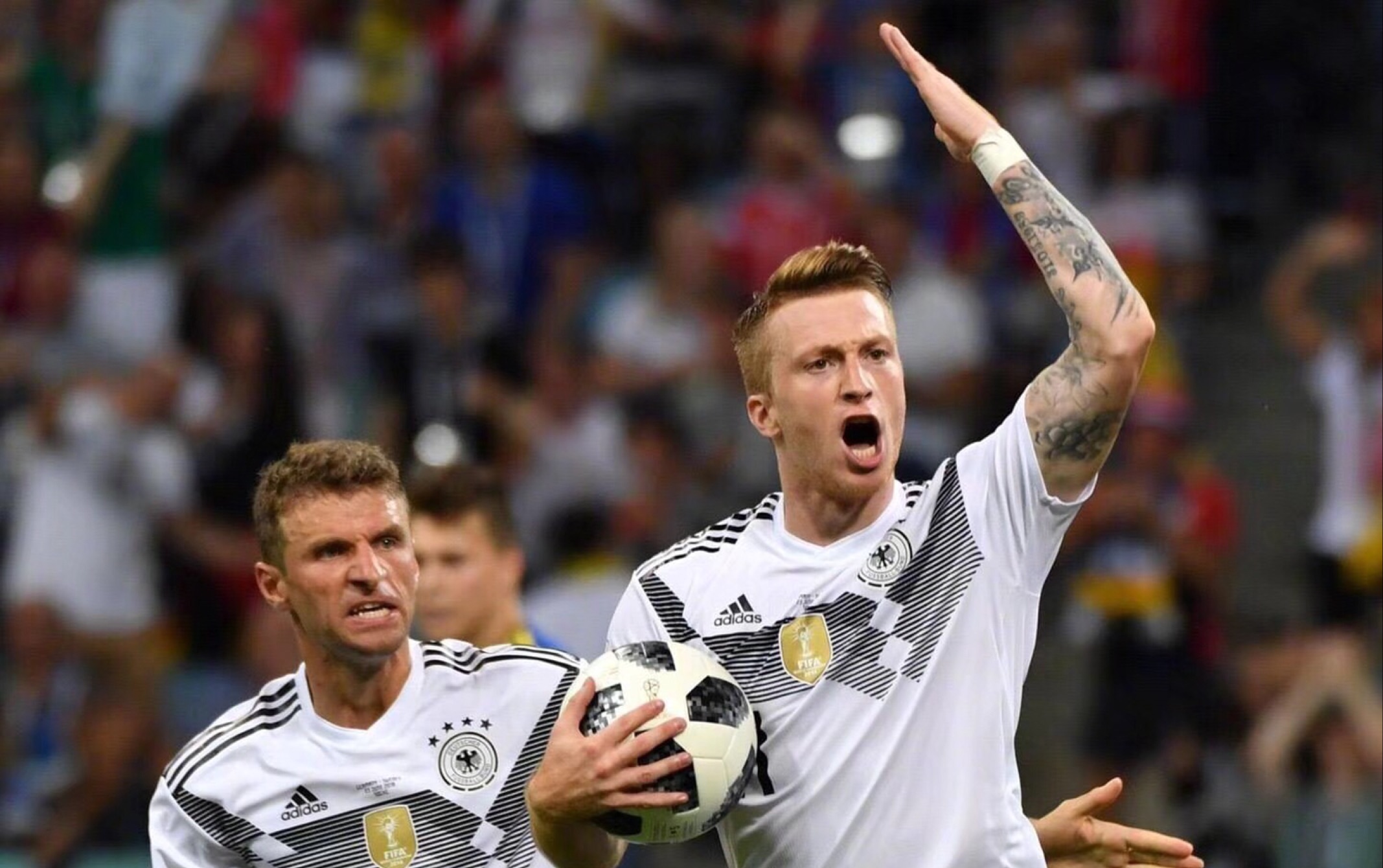 德国队鏖战马来西亚队，黄鸭组合点燃赛场