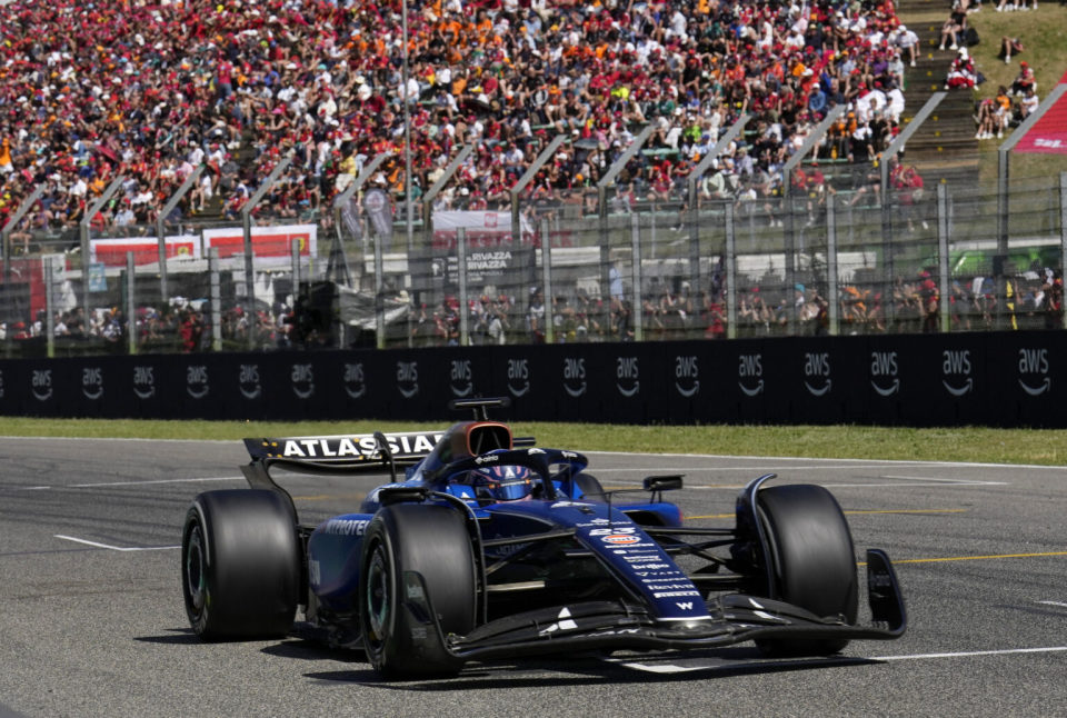 红牛二队横扫哈斯车队，勒克莱尔统治全场