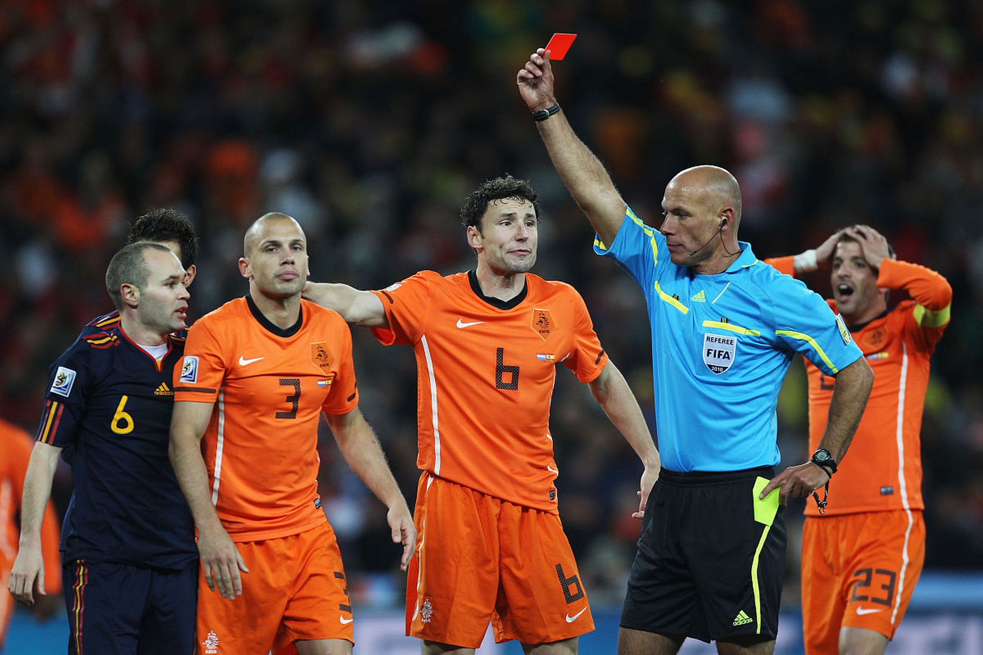 塞内加尔逆转荷兰，楚阿梅尼关键制胜