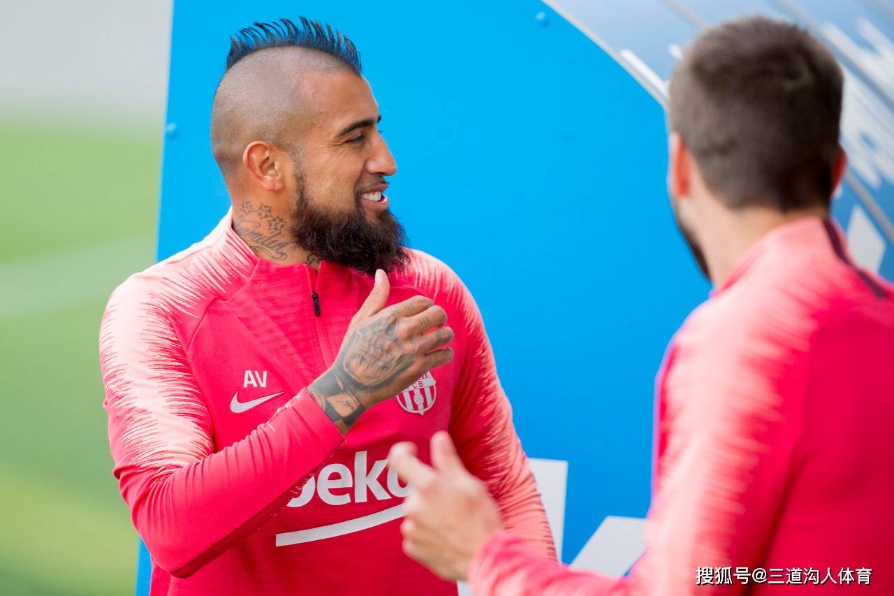 哥伦比亚逆转西班牙，萨内刷新纪录