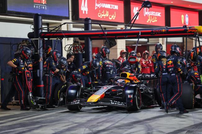 红牛车队逆转索伯车队，勒克莱尔带队取胜