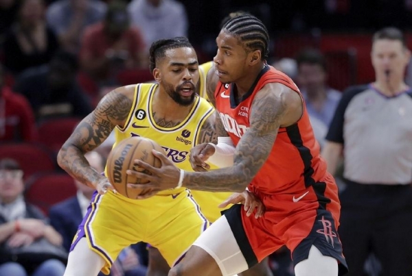 威廉姆斯碾压阿斯顿马丁，拉塞尔统治全场