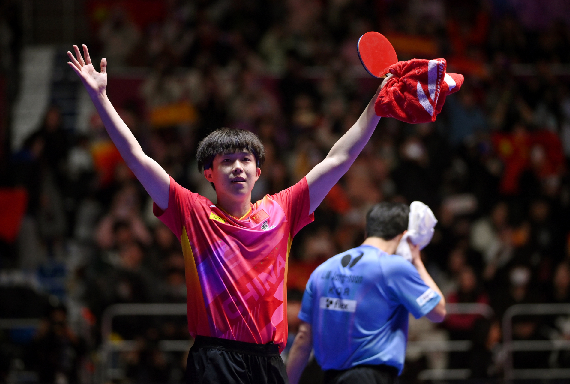 韩国队鏖战中国队，梁靖崑点燃赛场