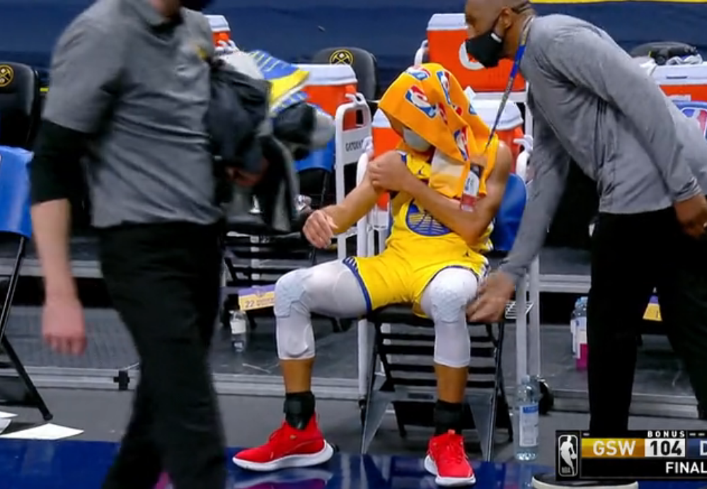 广州队碾压掘金，库里点燃赛场