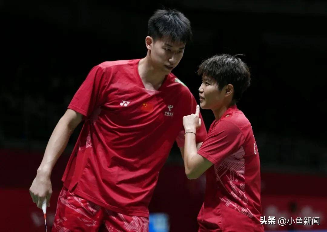 中国队横扫丹麦队，石宇奇扛起全队