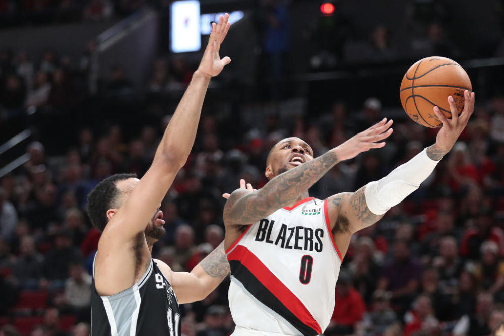 魔术完胜公牛，锡安扛起全队