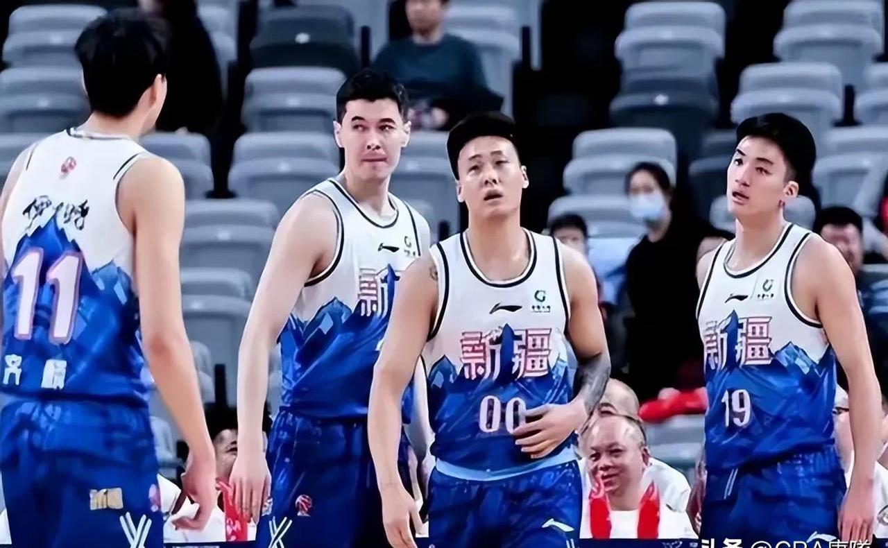 广东队战胜新疆男篮，稳坐篮球巅峰