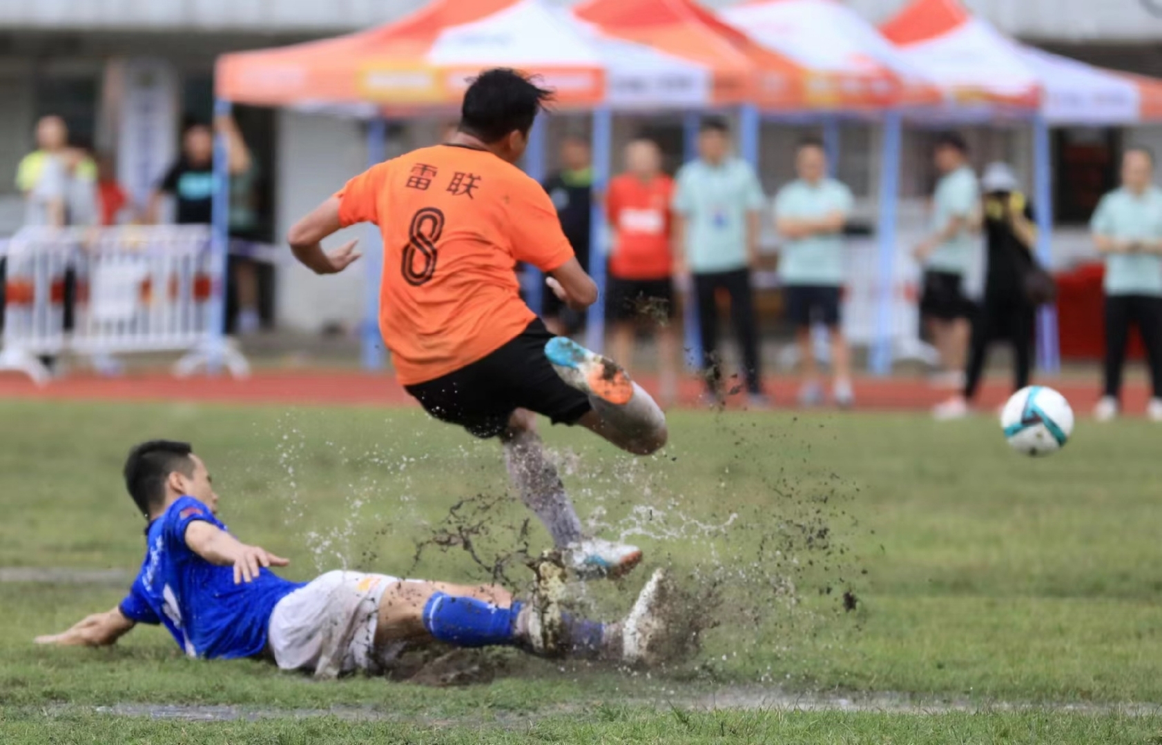 见证传统活力！选手们挑战自我，突破障碍