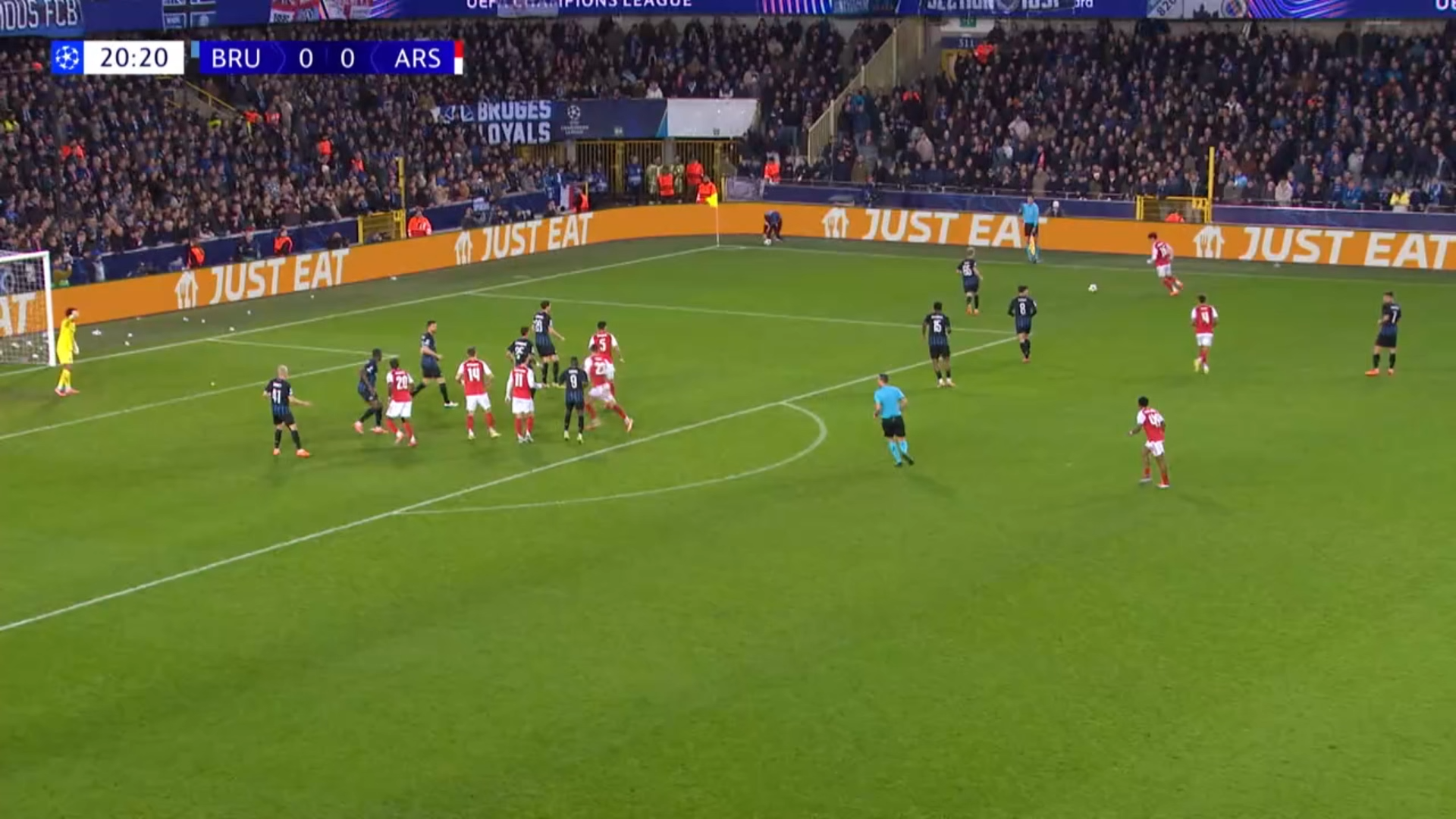 曼城客场战胜沃特福德，继续领跑积分榜