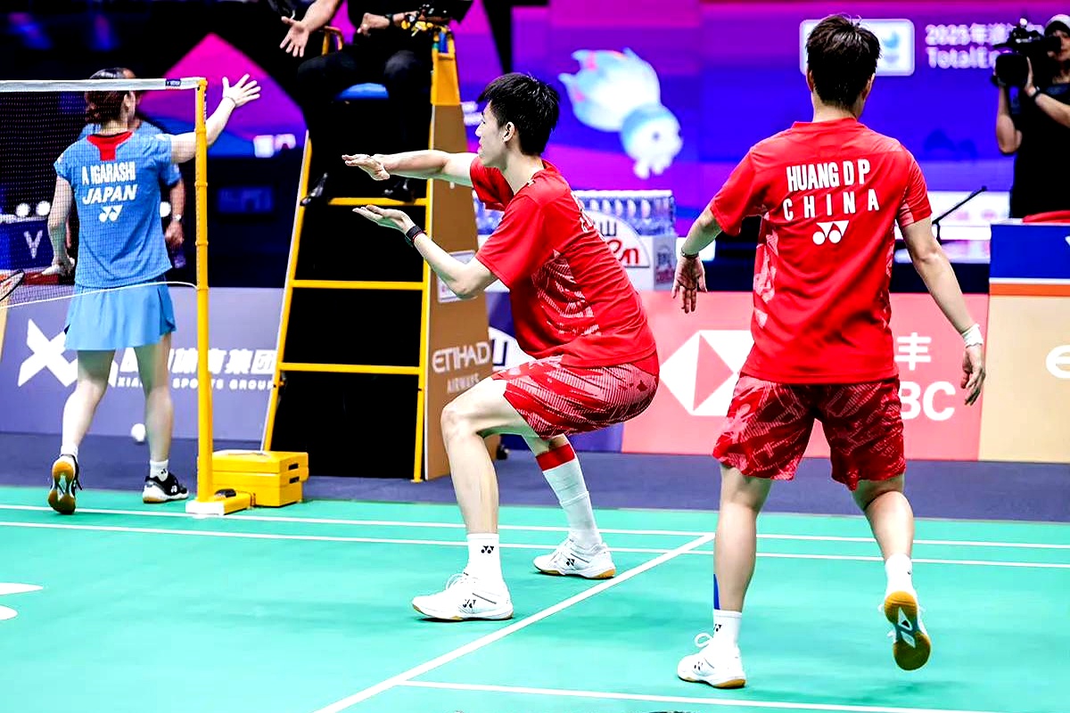 日本羽毛球队力克泰国羽毛球队，安赛龙送出助攻
