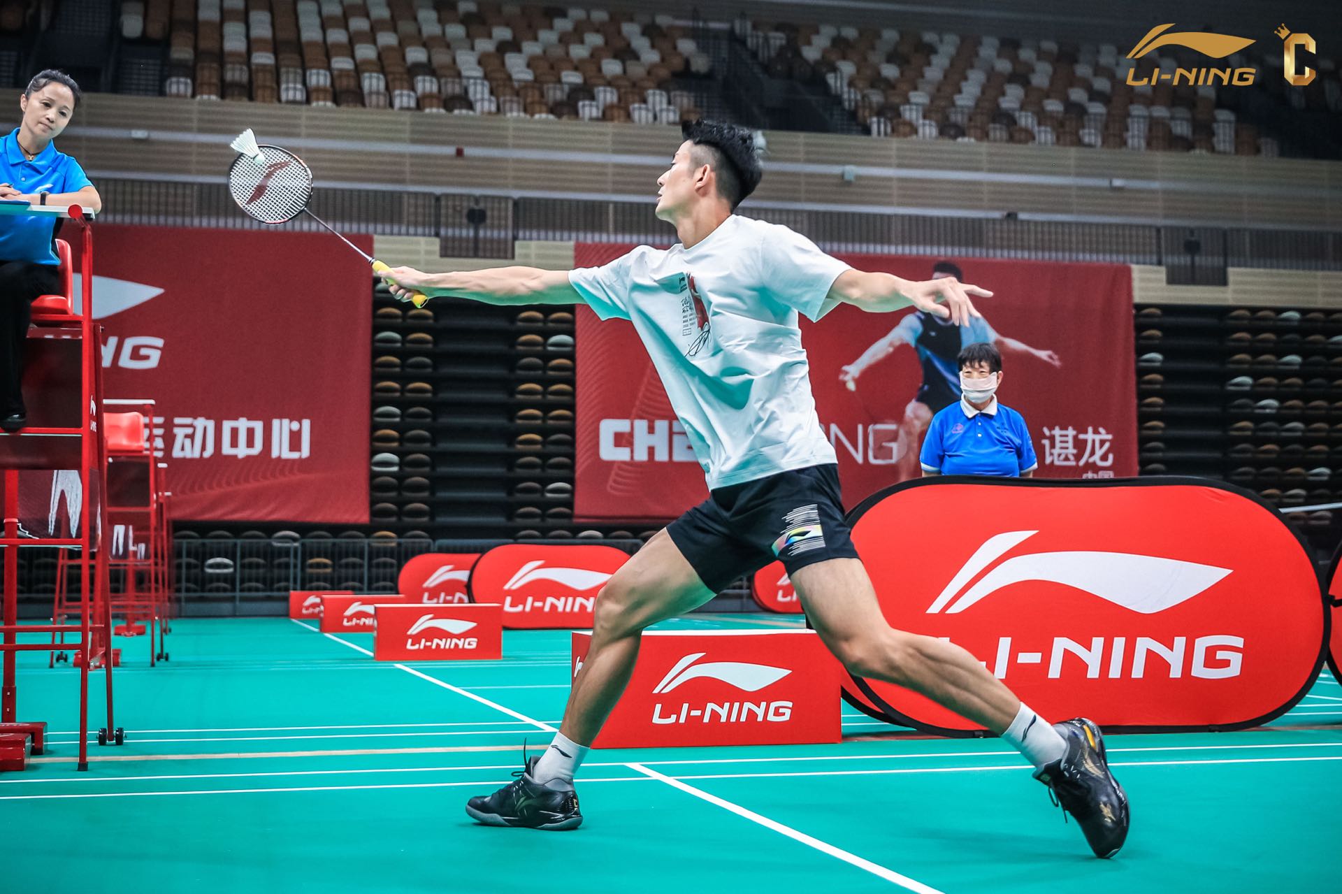 印尼羽毛球队绝杀中国羽毛球队，谌龙关键制胜