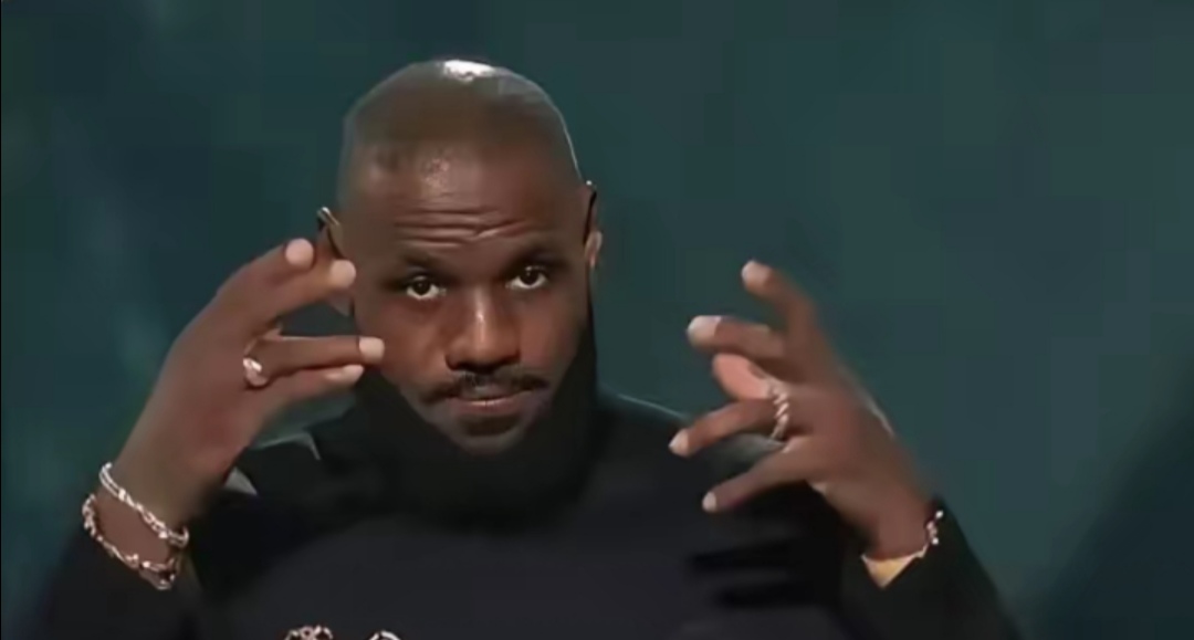 汉堡球员发挥出色，奋力拼搏斩获胜利