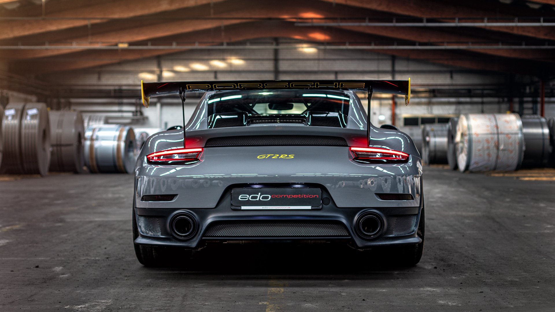 当引擎轰鸣遇见篮球绝杀，一场跨越维度的双城记