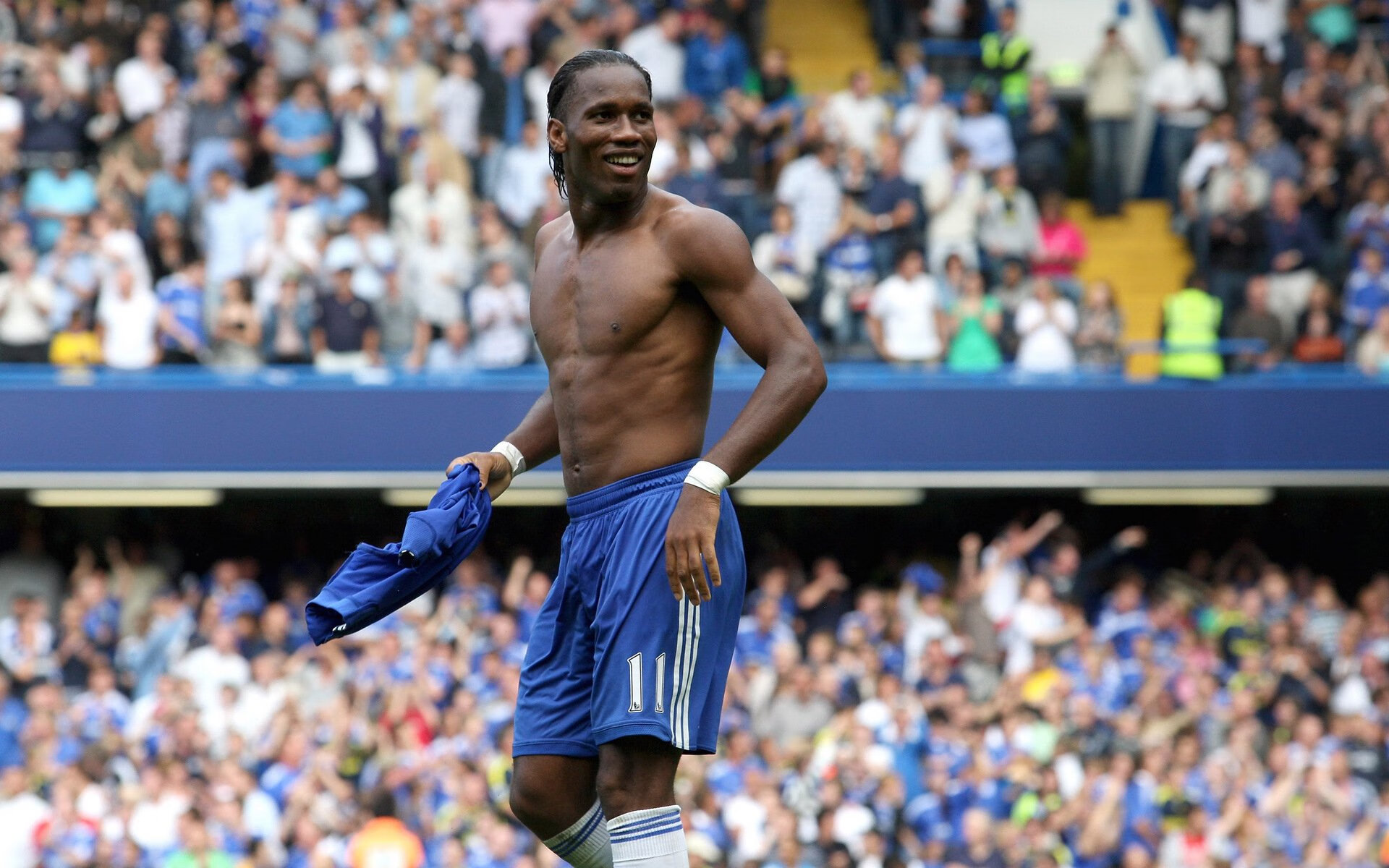 梅西数据全面爆炸,马赛末节带走威尔士,当足球艺术遇见战术纪律